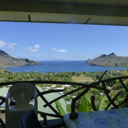 Fare Manutea Hotel Nuku Hiva Ngoại thất bức ảnh
