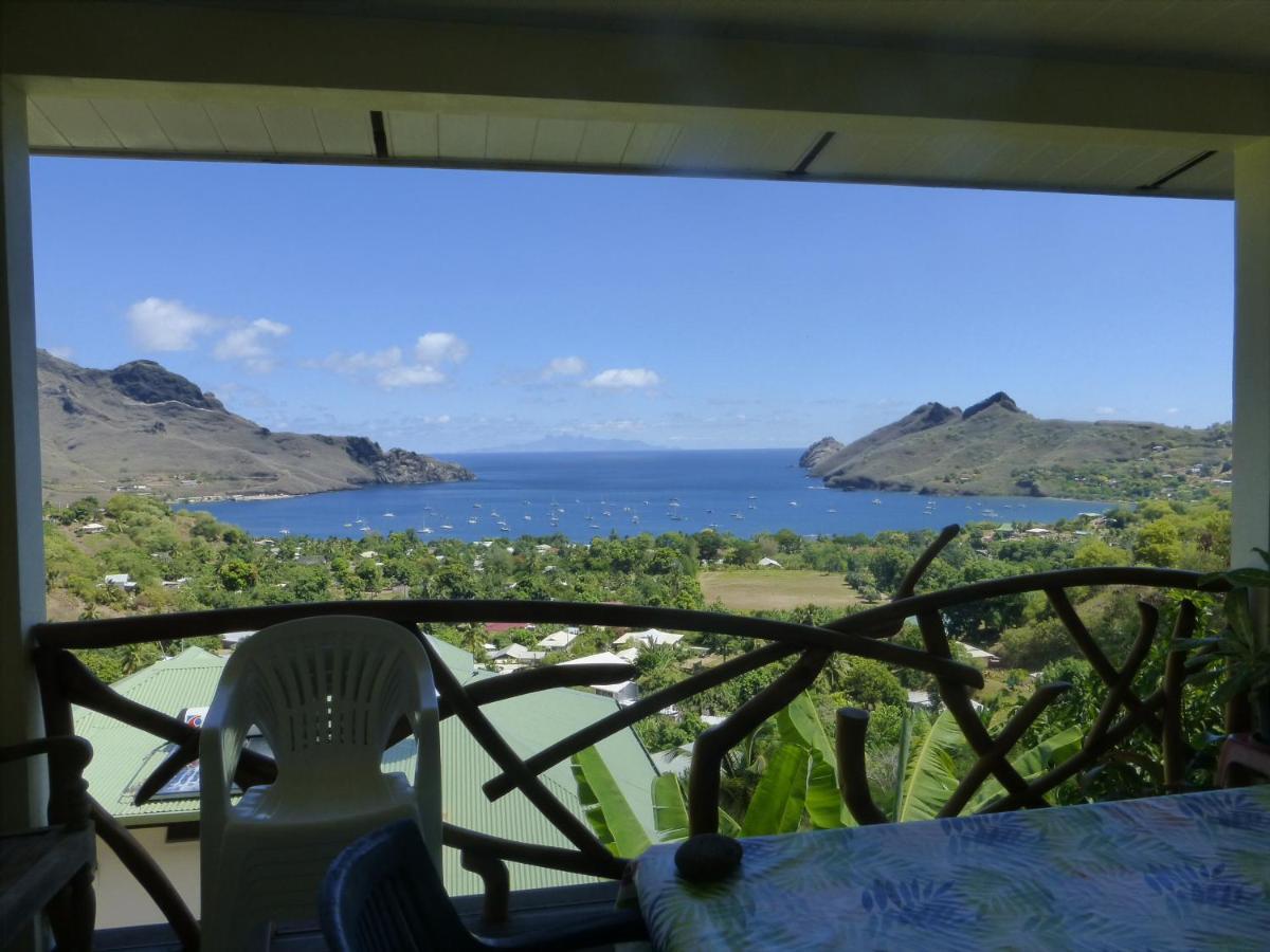 Fare Manutea Hotel Nuku Hiva Ngoại thất bức ảnh