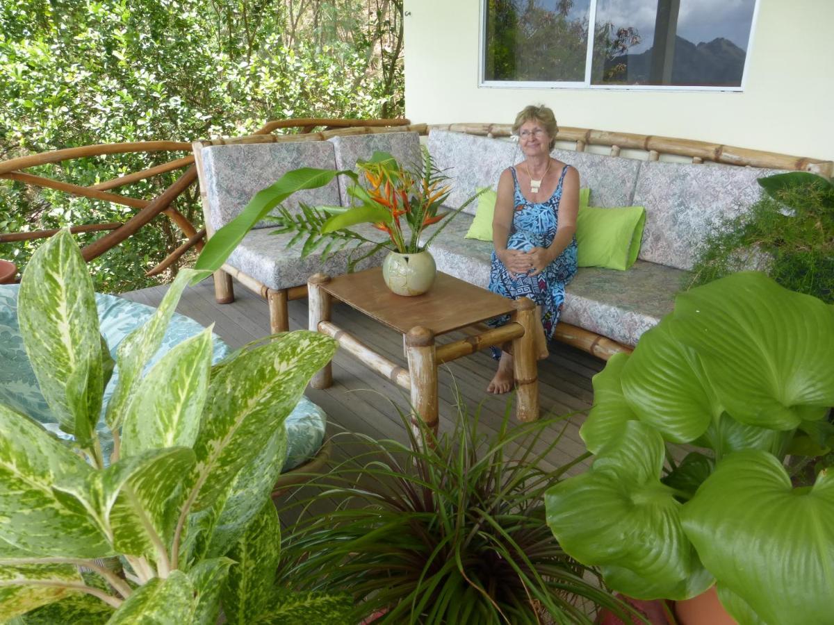 Fare Manutea Hotel Nuku Hiva Ngoại thất bức ảnh