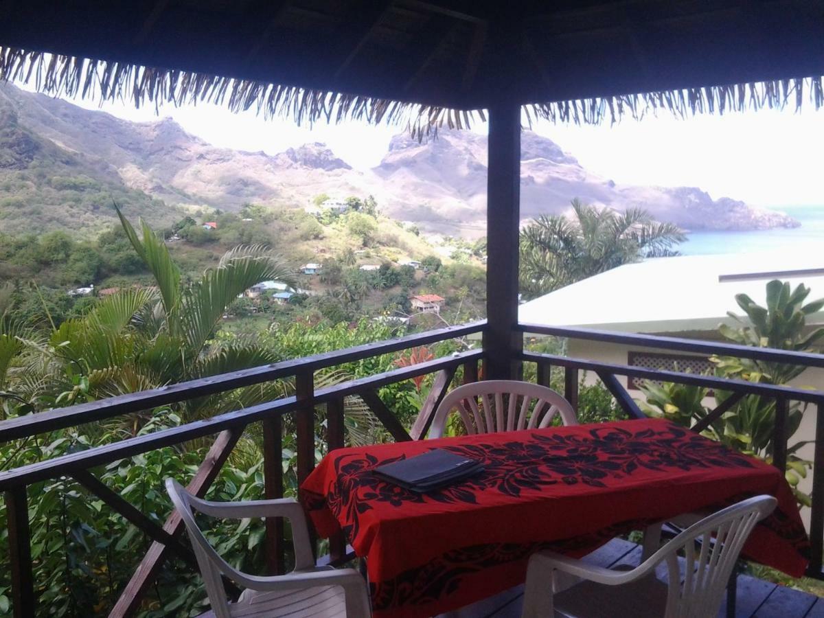Fare Manutea Hotel Nuku Hiva Ngoại thất bức ảnh